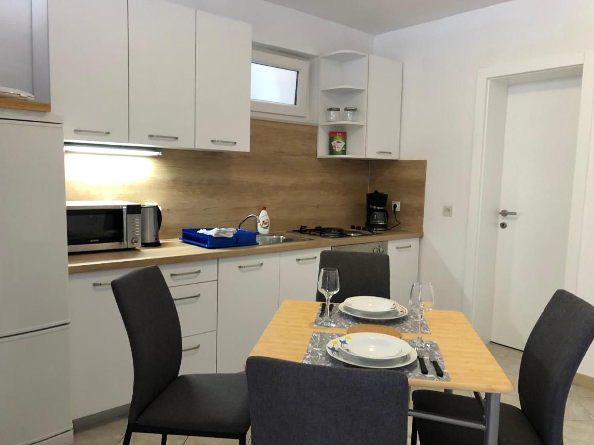 Guest House Stipe Brela Bagian luar foto