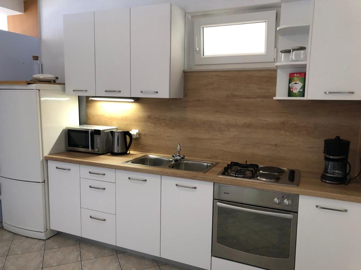 Guest House Stipe Brela Bagian luar foto